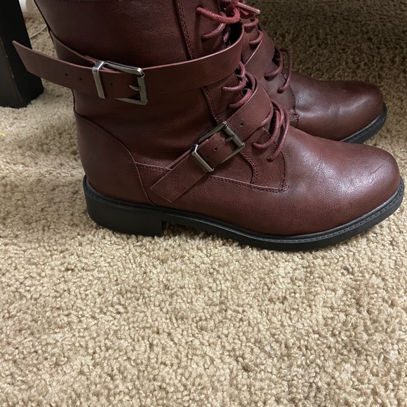Torrid size 9 FAUX LEATHER HARDWARE COMBAT BOOTS - Picture 2 of 6